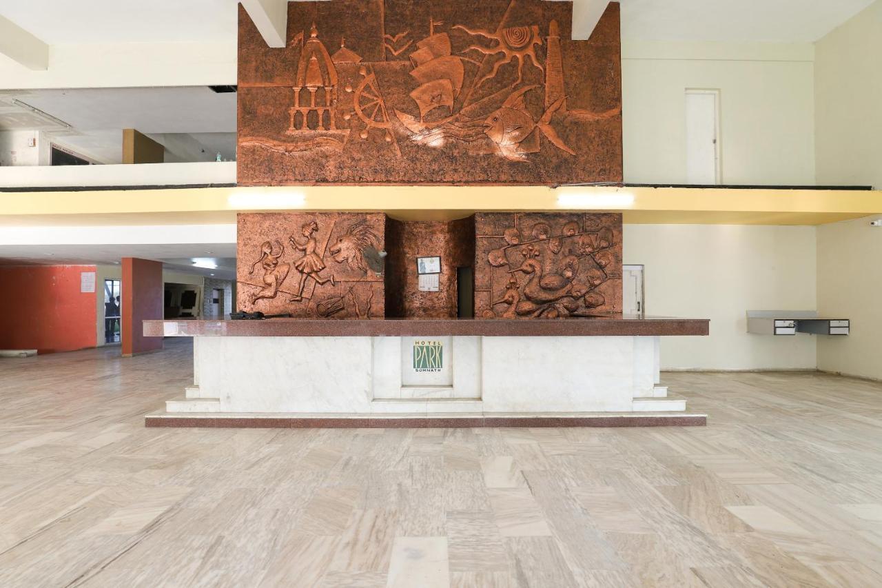 Oyo Hotel Park Veraval Екстериор снимка
